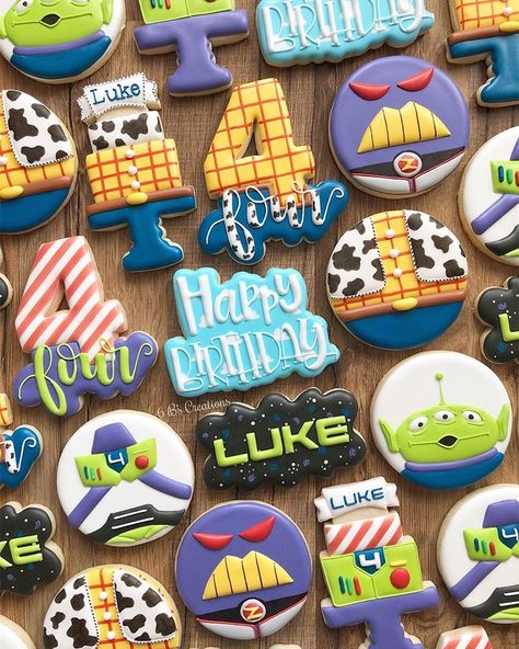 Toy Story cookies for a fourth birthday!! These were so fun to make!! I still haven’t seen the newest Toy Story 😩 With 4 kids, our date… Double Birthday Parties, Toy Story Cookies, Kids Cookies, Vanilla Sugar Cookies, Toy Story Woody, Disney Cookies, Toy Story Cakes, Vanilla Sugar Cookie, Story Birthday