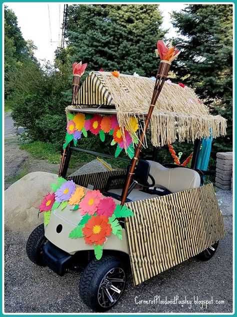 Corner of Plaid and Paisley: Luau Fun! Golf Cart Decorations, Parade Ideas, Colorful Centerpieces, Homecoming Parade, Custom Golf Carts, Cart Ideas, 4th Of July Parade, Golf Outing, Golf Theme