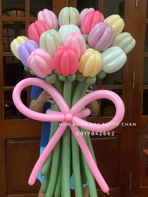 Flower Balloons Diy, Balloon Decorations Diy Tutorials, Party Balloons Diy, Happy Birthday Decor, Cute Birthday Ideas, Balloon Installation, Diy Balloon Decorations, Balloon Shop, Gift Bouquet