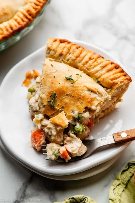 This homemade from-scratch chicken pot pie features a creamy, thick, and savory gravy; a flaky, buttery double crust; and can be customized to your liking with different vegetables and meat variations. Or make it vegetarian! Recipe on sallysbakingaddiction.com Chicken Pot Pie Recipe, Pot Pie Recipe, Pie Crumble, Pot Pies, Chicken Pot Pie Recipes, Vegetarian Recipe, Crusted Chicken, Different Vegetables, Chicken Pot