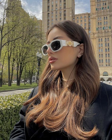 Versace Sunglasses Women, Improve Vision, Versace Eyewear, Trendy Glasses, Vintage Versace, Versace Glasses, Versace Sunglasses, Old Money Style, Mirrored Sunglasses Women