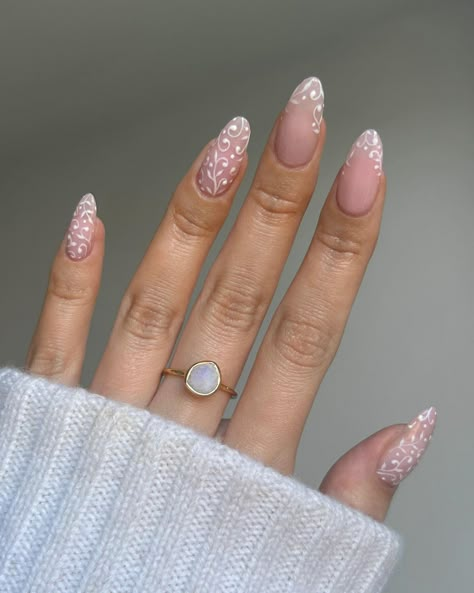 Nails Champagne, Nails Cream, Lace Nail Design, White Lace Nails, Simple Wedding Nails, Nails Charms, Nails Coral, Engagement Nails, Nails Colorful