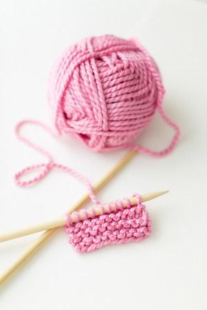 Style Me Pretty Living, Rose Fushia, Pink Cottage, Radiant Orchid, Knitted Wit, How To Purl Knit, Pink Yarn, Diy Knitting, Everything Pink