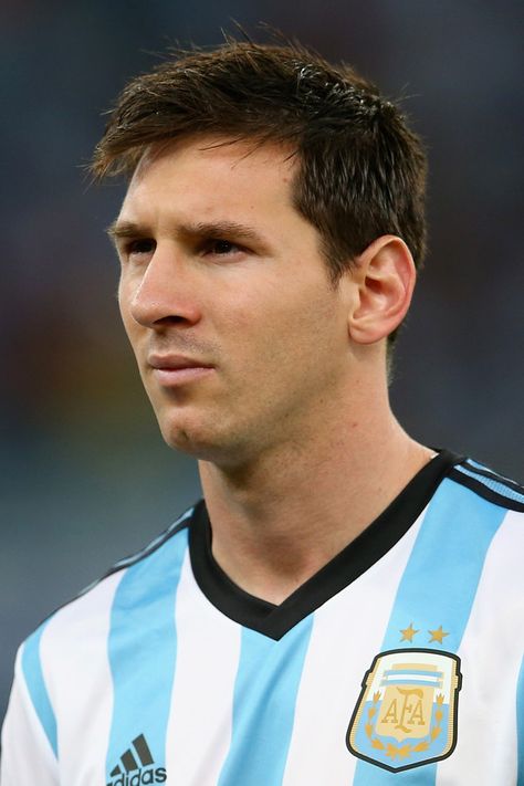 I got Lionel Messi! Which World Cup Player Should You Hook Up With? Messi Long Hair, Messi 2005, Messi Photo, Messi Messi, Messi World Cup, Lio Messi, Football Poses, Word Cup, Argentina Football