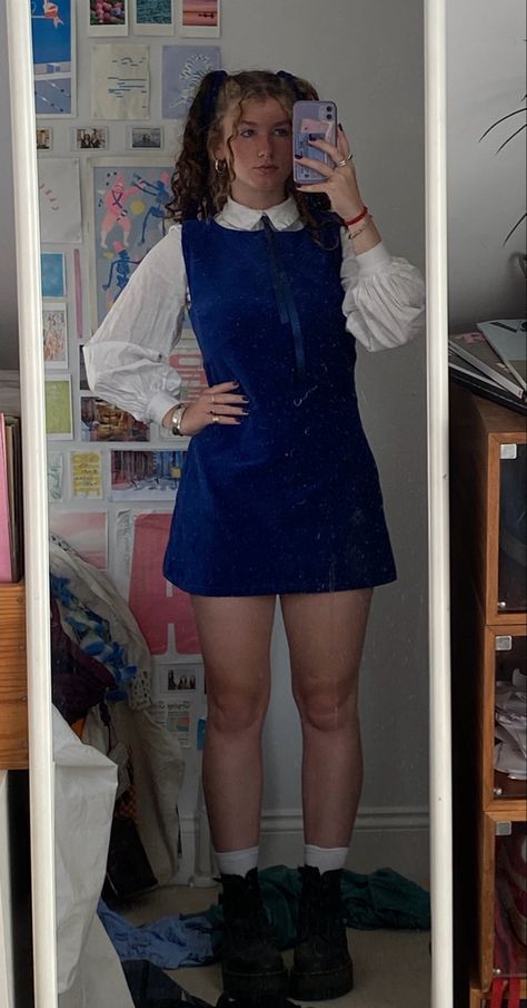 Blue velvet a line shift dress preppy sixth form professional outfit fit inspo inspiration artsy Blue 80s Outfit, Preppy 80s Outfit, Preppy 2000s Outfits, Heathers Inspired Outfits, Blue Academia Outfits, Frilly Socks Outfit, 90s Preppy Fashion, Blue Preppy Outfit, Tacky Outfit