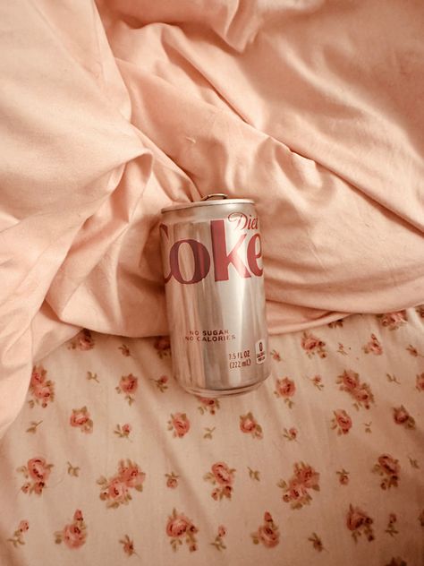 Elaina Core, Pink Lana Del Rey Aesthetic, Pink Diet Coke Aesthetic, Coquette Diet Coke, Diet Coke Coquette, Vintage Diet Coke Aesthetic, Diet Coke Aesthetic, Coke Aesthetic, Vintage Coke Bottle Aesthetic