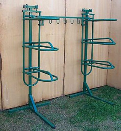 Horse Projects, Tack Room Organization, Bling Horse Tack, Horse Tack Rooms, Barn With Living Quarters, Saddle Stand, Barn Hacks, Riding Arena, Barn Stalls