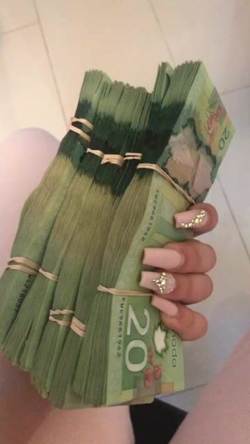 Canadian Money Vision Board, Rich Canadian Aesthetic, Canadian Money Aesthetic, Canadian Cash, Canadian Pr, Money Canadian, Canadian Money, Online Jobs For Moms, Money Vision Board