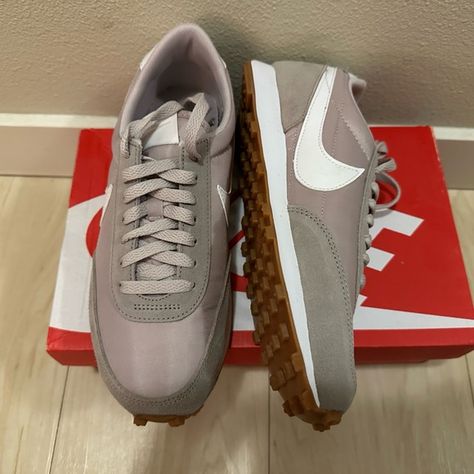 BRAND NEW Nike Daybreak Women’s sneakers size 7 Nike Daybreak, New Nike, Light Purple, Nike Shoes, Daily Wear, Lilac, Size 7, Packaging, Brand New