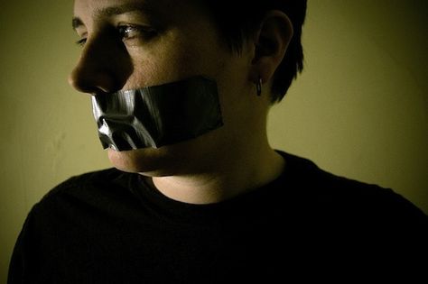 If You’re Trapped With Duct Tape Over Your Mouth, Here’s How to Get It Off | Smart News Self Defense Techniques, Business Stories, Business Skills, Don't Speak, Homeland Security, Be Successful, Tell The Truth, Duct Tape, Successful People