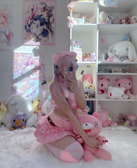 Kawaii Baddie Aesthetic, Yume Kawaii Aesthetic Outfits, Kawaii Core Aesthetic, Risky Picture Ideas, Kawaii Lifestyle, Cute Kawaii Outfits, Kawaii Outfits, Risky Pictures, Gloomy Bear