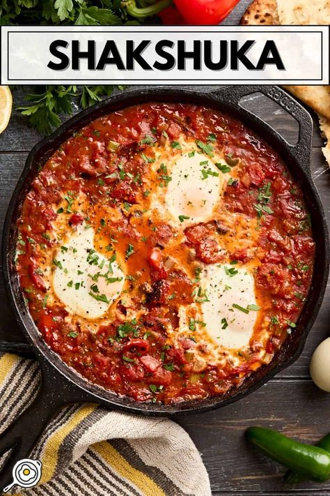 Shakshuka Eggs Shakshuka Breakfast, Shakshuka Eggs, Pepper Tomato Sauce, Easy Breakfast Dishes, Butter Spreads, College Recipes, East Recipes, Shakshuka Recipe, Breaking Fast