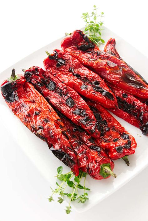 Grilled Italian Sweet Peppers - Savor the Best Hummus Salad, Sweet Pepper Recipes, Healthy Slice, Red Pesto, Stuffed Pepper Dip, Sweet Peppers, Roasted Peppers, Peppers Recipes, Appetizer Plates