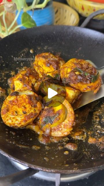 Aiswarya Raj on Instagram: "🥚Spicy Masala Egg Fry 🍳  Recipe ⬇️  Cook eggs in boiling water for 13-14 min. Peels the shell and cut into two halves. To a pan.Add coconut oil.Once oil is hot.add onion and curry leaves . Saute till onion cooks well. Keep flame In low heat.Add crushed red chilli,turmeric powder,Kashmiri chili powder and cumin powder. Give  quick mix .Add boiled egg ,salt and pepper powder. Cook for a minute(Splash a teaspoon of water in order to avoid burning ) Masala Egg is ready to serve. No Repost🚫  Follow @mommycooltales_aishu for more videos  . . . . . . . . . . . . . #egg #eggfry #mutta #muttafry #eggporichathu #naadan #naadanfood #naadan_vibes #thaninadan #pazhamkanji #chattichoru #chorumcurryum #easyrecipes #homecooked #mommycooltales_aishu #reelsviral #trendingreels Masala Eggs, Quick Egg Recipes, Egg Recipes Indian, Egg Fry, Egg Masala, Masala Fries, Cook Eggs, Turmeric Powder, Pepper Powder