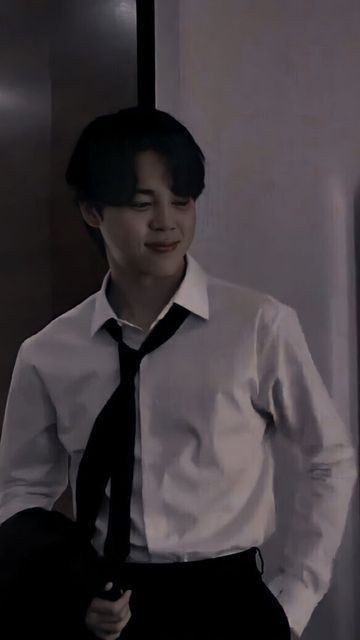 Whatsapp Theme, Jimin Pictures, Jimin Selca, Foto Jimin Bts, Park Jimin Bts Wallpaper, Jimin Fanart, Park Jimin Cute, Jeon Jungkook Photoshoot, Jimin Wallpaper