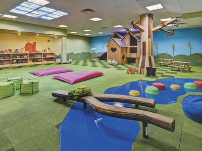 reaarrange my floor tiles, use a 4x4 (or larger) to create a balance beam over the blue/water tiles Kids Gym Equipment, Children's Play Area, Daycare Rooms, Baby Lounge, Daycare Decor, Daycare Design, Preschool Rooms, Daycare Room, Kids Cafe