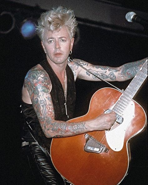 ♪ 𝐁𝐫𝐢𝐚𝐧 𝐒𝐞𝐭𝐳𝐞𝐫 ♪ on Instagram: “☠️61!☠️ ~ #BrianSetzer #Birthday ⚡️” Photo Pixel, Brian Setzer, Stray Cats, Louis Armstrong, Rock'n Roll, Guitar Hero, Rock Legends, Stray Cat, Old School Tattoo