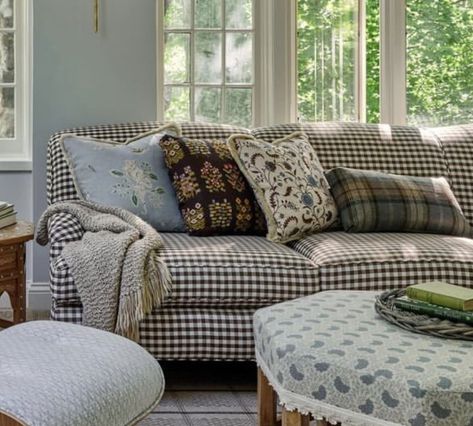 Blue Plaid Couch Living Room, Checkered Couch Living Room, Gingham Couch Living Room, Plaid Couch Living Room, Gingham Couch, Plaid Couch, 2025 Aesthetic, England Farmhouse, Plaid Sofa