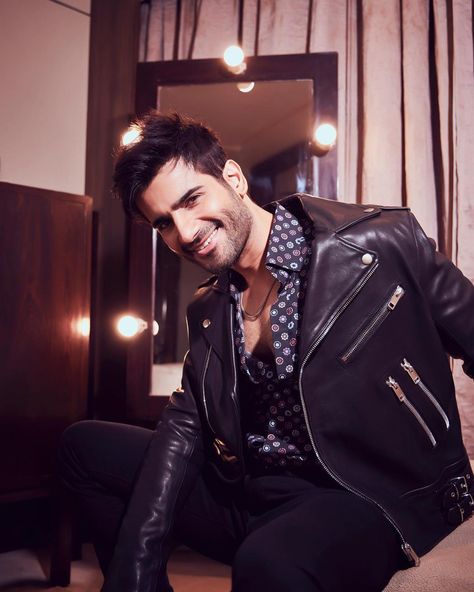 Karan Tacker, Fraternity, Leather Jacket, Actors, Fictional Characters, Leather