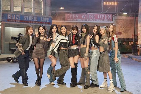 Twice Skirt Outfit, Set Me Free Twice Outfit Idea, Sana Set Me Free Outfit, Set Me Free Twice Outfit, Twice Set Me Free Outfits, Twice Concert Outfit, Twice Outfits, Twice Fashion, Kpop Concert Outfit