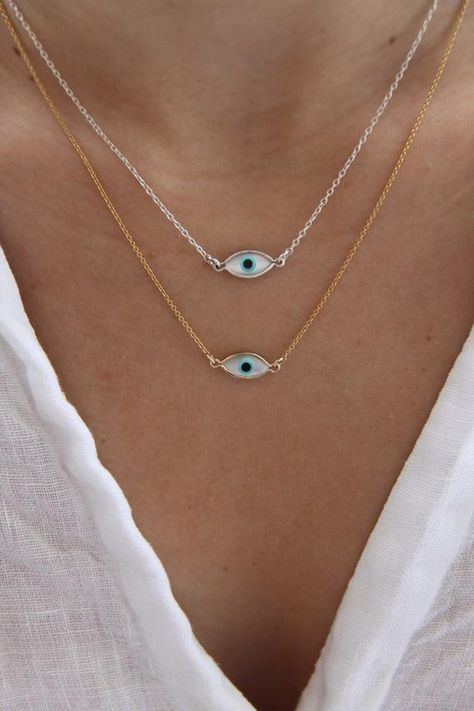 Energy Circles, Gold Evil Eye Necklace, Jewelry Layering, Luck Necklace, Simple Jewellery, Dainty Choker Necklace, Necklace Evil Eye, Good Luck Necklace, Evil Eye Necklace Gold