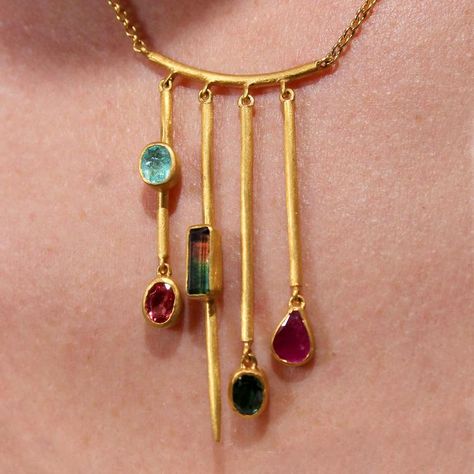 Ancient Turkey, Coloured Gemstones, Ancient Jewels, Bijoux Art Nouveau, Paraiba Tourmaline, Tourmaline Jewelry, Fine Art Jewelry, Tourmaline Necklace, Fancy Jewellery