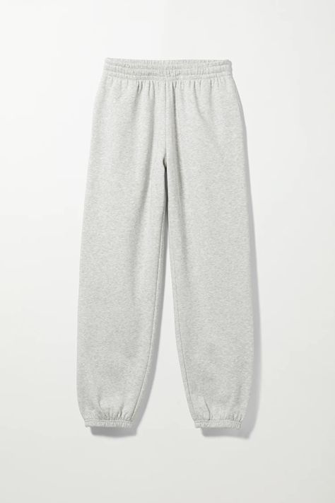 Oversized Sweatpants, Swedish Street Style, Tapered Sweatpants, Slim Joggers, Pocket Sweatpants, Cord Trousers, Comfy Sweatpants, Sporty Shorts, Cuffed Joggers