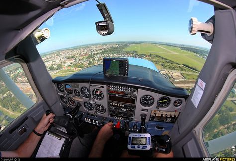 Cockpit of Cessna 152 Aerobat Airplane Cockpit Wallpaper, Plane Cockpit, Flight Photos, Pilot Aesthetic, Friendship Board, Book Doodles, A380 Cockpit, Cessna 150, Cessna 152 Cockpit