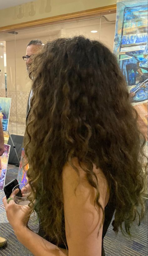 2c Curly Hair Aesthetic, Long Dark Brown Hair Curly, Womens Perm Long Hair, Frizzy Curly Hair Aesthetic, Wild Curly Hair Aesthetic, Dark Brunette Curly Hair, Messy Curly Hair Aesthetic, 2c Hair Aesthetic, Thick Curly Hair Aesthetic