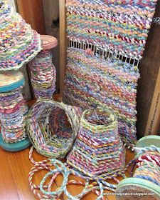 Clothesline Baskets, Recycled Fabric Art, Leftover Fabric Crafts, Fabric Twine, Twine Diy, Twine Crafts, Torn Fabric, Yarn Making, Scraps Of Fabric