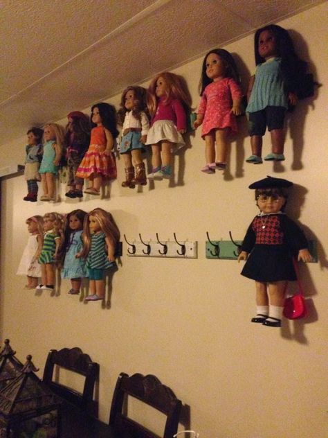 How do you store your American Girl items? You can buy hangers directly from American Girl. Obviously their hangers are made to be appropr... Clothes Hanger Storage Ideas, Hanger Storage Ideas, American Girl Storage, Girl Toy Storage, Doll Organization, Diy Clothes Storage, Clothes Hanger Storage, American Girl Doll Room, Storage Clothing