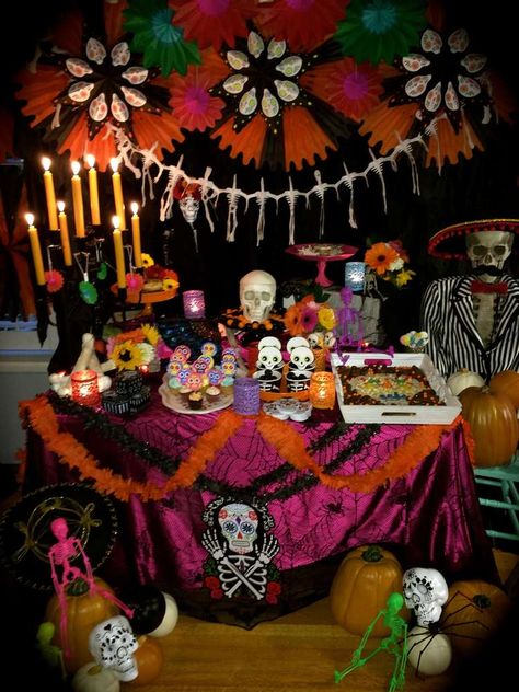 Day of the Dead Halloween Party Ideas | Photo 1 of 18 | Catch My Party Dia De Los Muertos Party Ideas, Adult Halloween Party Decorations, Sugar Skull Party, Boo Bags, Kids Halloween Party Decorations, Dia De Los Muertos Decorations Ideas, Day Of The Dead Halloween, Day Of The Dead Party, Healthy Halloween Treats