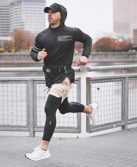 Asrv Training, Active Wear Men, Mens Workout Outfits, Mens Running Clothes, Running Outfit Men, Mens Athletic Fashion, Outfit Running, Sporty Outfits Men, Belt Pack