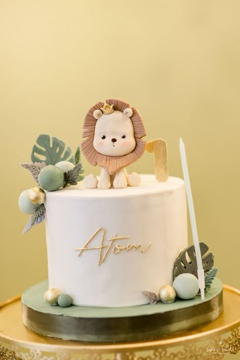 Lion Cake For 1st Birthday, Lions Birthday Party Theme, Lion 1st Birthday Cake, Lion First Birthday Cake, 1st Birthday Lion Theme, Cake For 1 Year, First Birthday Lion Theme, Lion 1st Birthday Party Ideas, One Year Cake Boy