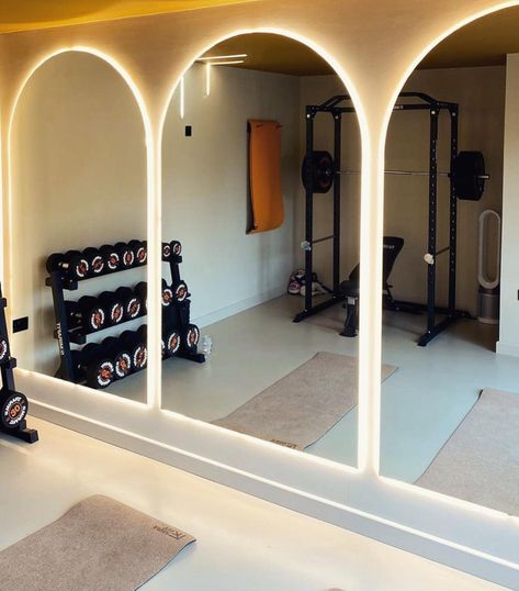 Windowless Home Gym, Personal Gym Design, Home Gym And Sauna, Girly Home Gym, Fitness Gym Interior Design, Home Gym Lighting, Gym With Sauna, Small Space Home Gym, In Home Gym