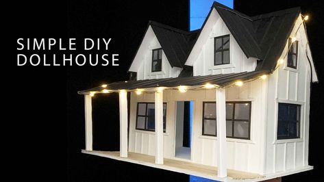 Modern Farmhouse Dollhouse, Farmhouse Dollhouse, Cardboard Dollhouse, Dollhouse Design, Modern Dollhouse Furniture, Budget Design, Mini Houses, Doll House Plans, Charleston Homes