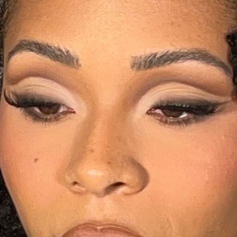 Nude Cut Crease Makeup, Eyeshadow Looks Neutral, Gold Cut Crease Makeup, Western Makeup Looks, Neutral Cut Crease, Brown Cut Crease, Abstract Makeup Looks, Western Makeup, Gold Cut Crease