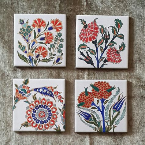 Iznik Tile, Turkish Pattern, Islamic Patterns, Handmade Inspiration, Flower Stencil, Turkish Art, Kitchen Prints, Arabesque, Drawing Techniques