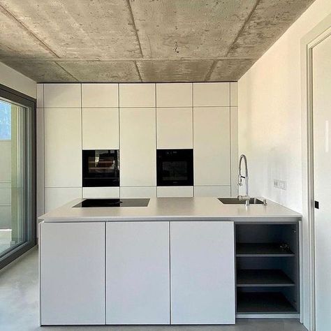 Poggenpohl Portugal Official on Instagram: "Perfectionist ethos. . . . @maginkuecheplus #Poggenpohl #kitchen #Poggenpohlkitchens #design #project" Poggenpohl Kitchen, Luxury Kitchens, Design Project, Modern Kitchen, Kitchens, Portugal, Architecture, On Instagram, Quick Saves