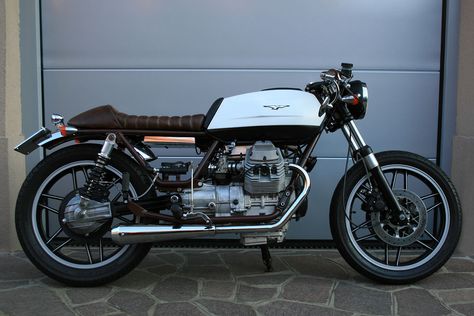 moto guzzi v35 cafe racer Moto Guzzi V50, Moto Guzzi Cafe Racer, Moto Guzzi Motorcycles, Cafe Racer Moto, Motorcycle Brands, Brat Cafe, Motorbike Design, Cafe Racing, Bike Exif