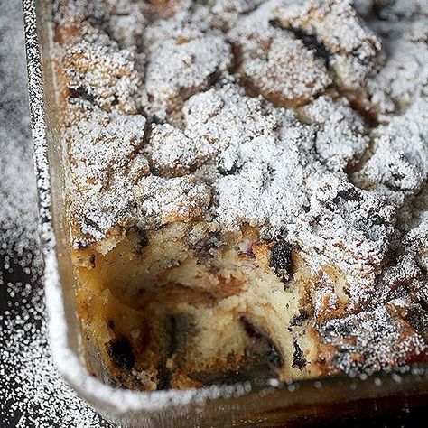 Recipe: Bakerella's Easy Blueberry Muffin Bread Pudding Muffin Bread Pudding, Blueberry Muffin Bread, Peanut Butter Cup Brownies, Easy Blueberry Muffins, Bread Puddings, Muffin Bread, Wedding Cake Recipe, Cake Pop Recipe, Bread Pudding Recipe