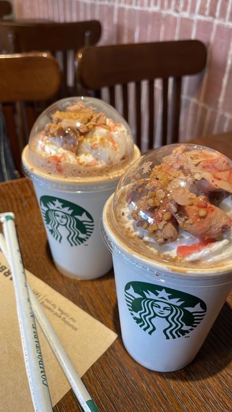 Starbucks Date Aesthetic, Snap Steaks, Starbucks Snap, Aesthetic Starbucks, Food Art Photography, Best Snapchat, Friend Birthday Quotes, Coffee Instagram, Alcohol Aesthetic