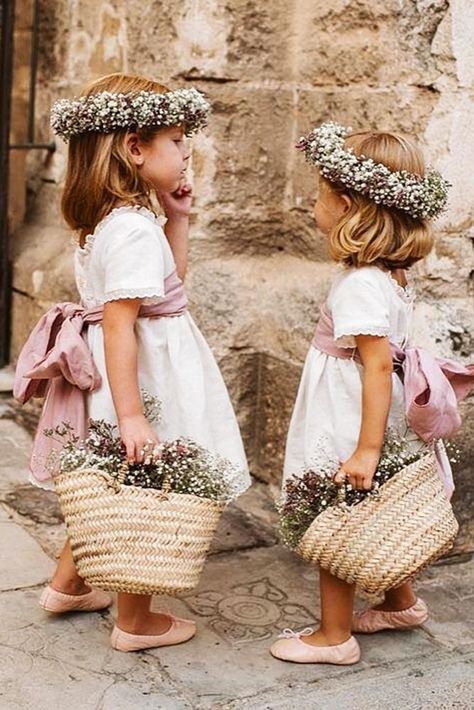 Country Flower Girl Dresses, Kids Wedding Dresses, Country Wedding Flower Girl, Country Flower Girl, Country Flower Girls, Flower Girl Dresses Country, Country Wedding Flowers, Wedding Themes Summer, Wedding Dresses For Kids