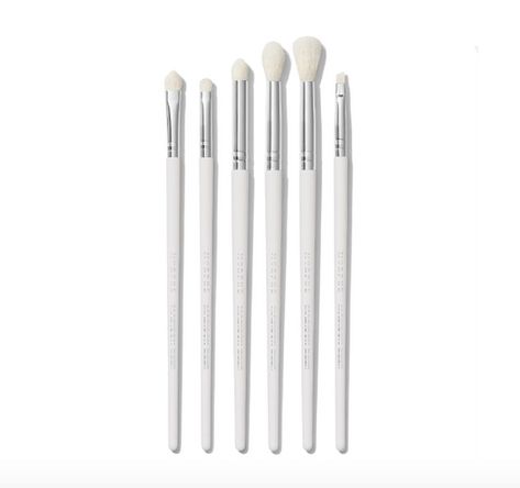 10 Morphe Brushes You NEED In Your Collection Crease Brush, Beer Collection, Eyeshadow Brush Set, Eye Brushes Set, Best Makeup Brushes, Liner Brush, Morphe Brushes, Best Eyeshadow, Highlighter Brush