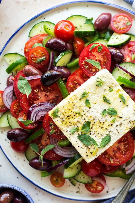 Greek salad with vegan feta - Lazy Cat Kitchen Greek Meze Recipes, Vegan Gyros Recipe, Greek Dinner Party, Sharing Plates, Greek Meze, Tzatziki Sauce Recipe, Vegan Feta, Lazy Cat Kitchen, Gyro Recipe