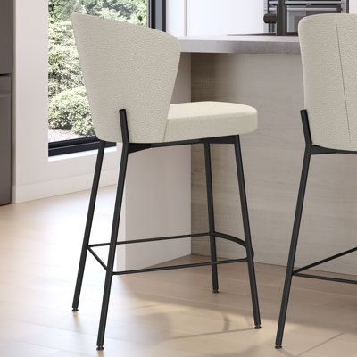 Modern Bar Stools Kitchen, High Back Bar Stools, Grey Bar Stools, Island Chairs, Bar Stools Kitchen Island, Black Counters, Counter Decor, Black Bar Stools, Metal Bar Stools