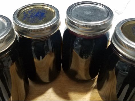 Black Raspberry Jelly Black Raspberry Canning Recipes, Black Raspberry Jelly, Black Raspberry Jelly Recipe, Raspberry Jelly Recipe, Sure Jell Recipe, Black Raspberry Recipes, Black Raspberry Jam, Berm House, Indiana Summer