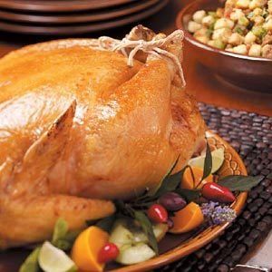 Roasted Chicken with Sausage Stuffing Sausage Stuffing Recipe, Sausage Stuffing, Italian Chicken Sausage, Whole Chicken Recipes, Moroccan Chicken, Good Roasts, Gluten Free Living, Kosher Recipes, Stuffed Whole Chicken