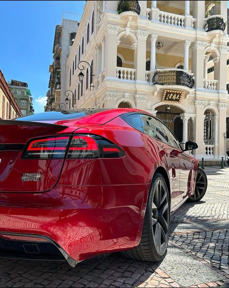 Tesla Model S in ultra red color parked somewhere in China. Model X Plaid Tesla, Tesla S Plaid, Tesla Model X Plaid, Tesla Model S Plaid, Tesla Factory, Tesla Roadster, Tesla Motors, Tesla Car, Tesla Model X