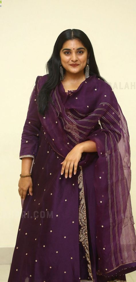 nivetha thomas in violet kurta set by deepthee for ante sundaraniki pre release3 Plain Pants, Latest Designer Sarees, Black Strappy Sandals, Minimal Makeup, Loose Hairstyles, Salwar Suits, Pair Of Pants, Pearl Stud Earrings, Pearl Studs